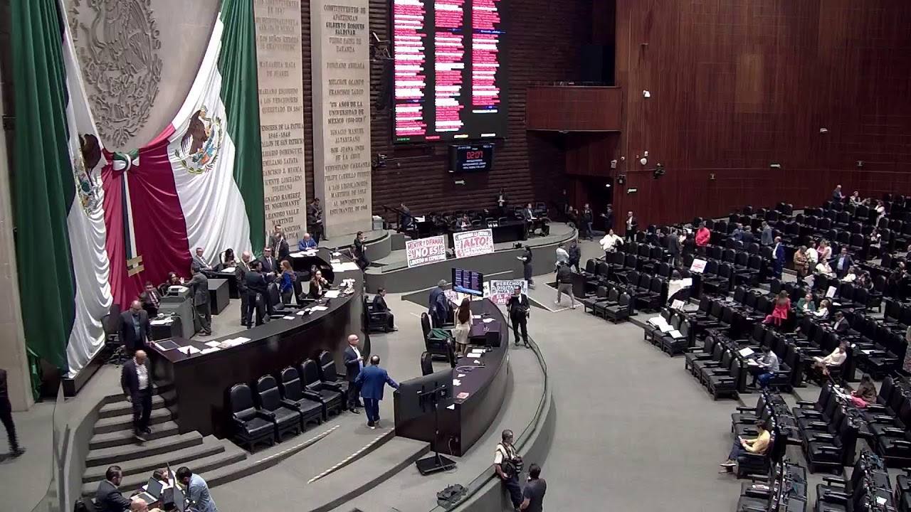 La sesión de anoche en San Lázaro.