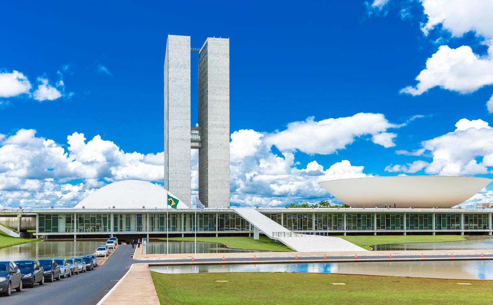 Brasil renueva hoy la Cámara de Diputados y dos tercios del Senado.