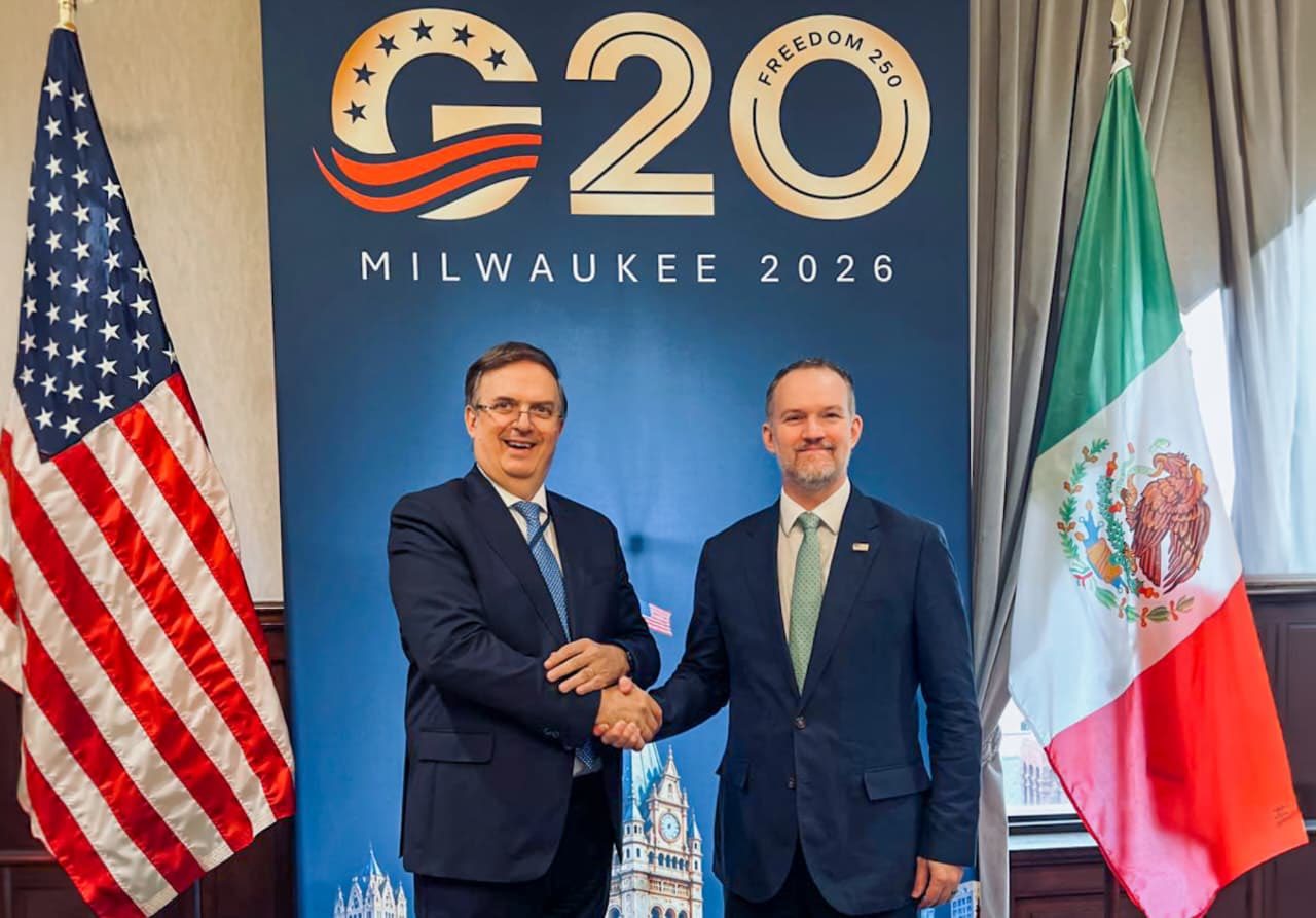 Marcelo Ebrard Casaubón, secretario de Economía, y Jamieson Greer, representante comercial de Estados Unidos.