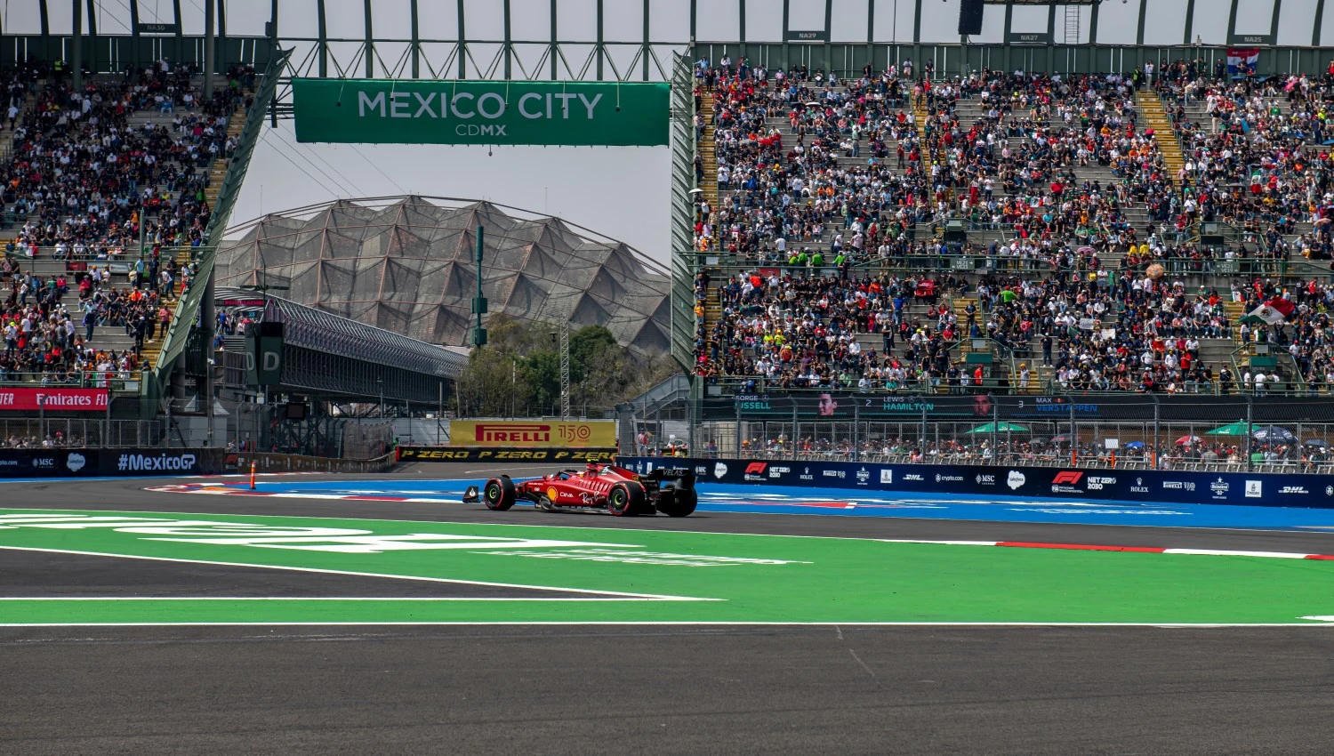 Un monoplaza en el Autódromo Hermanos Rodríguez.