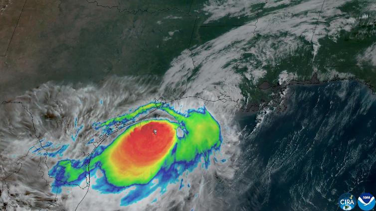 El huracán Isaías en el golfo, rumbo a la costa de Estados Unidos.