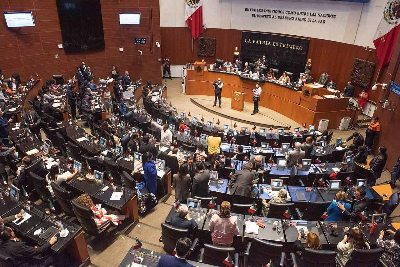 El Senado de la República cita sesión para el martes 29.