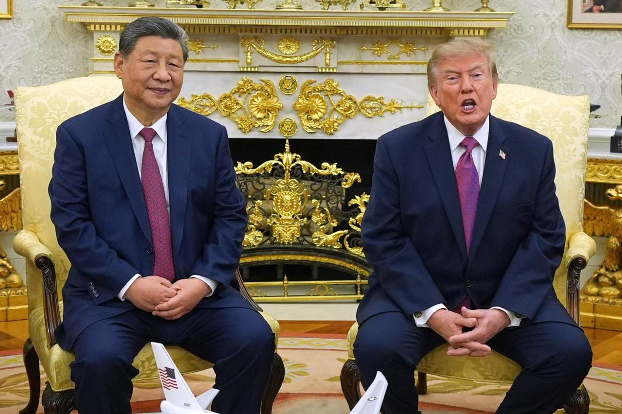 Xi Jinping y Donald Trump, sentados, durante el encuentro en la Casa Blanca