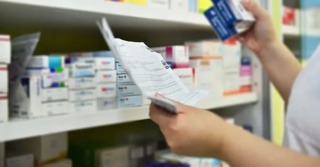 Plantean garantizar desde la Constitución Política medicinas y atención médica a sectores vulnerables