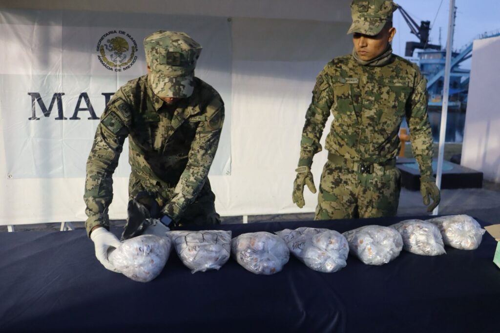 MARINA asegura droga y vehículo en el municipio de Metapa de Domínguez, Chiapas