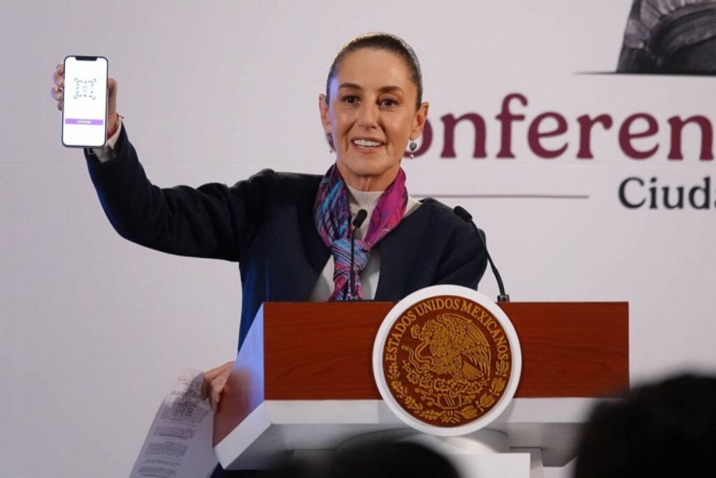 Hackearon el celular de Sheinbaum tras entrega de 29 narcos a EU, asegura NYT.