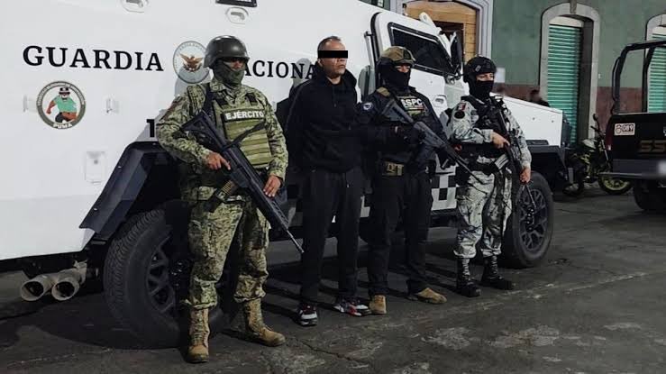 El reclutador del CJNG declaró que mataban y torturaban a quienes se resistían al adiestramiento, informó Harfuch.
