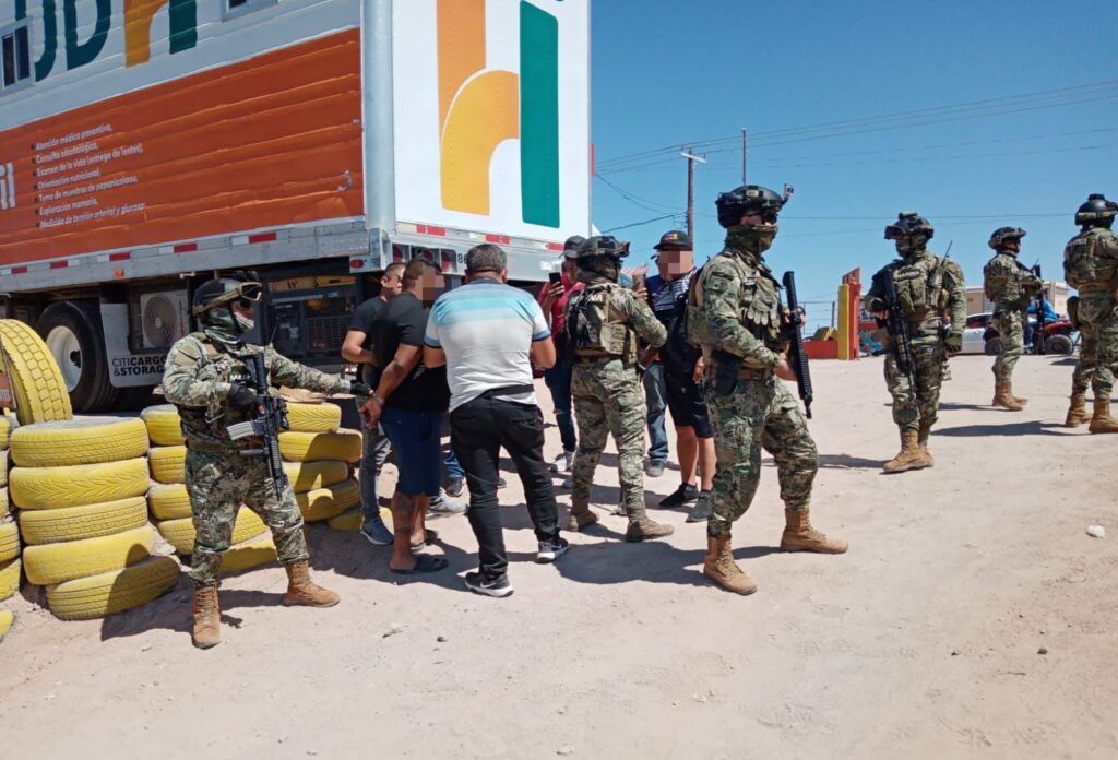 Personal naval en colaboración con la Secretaría de Seguridad y Protección Ciudadana, lograron la detención de un presunto transgresor de la ley en Hermosillo, Sonora