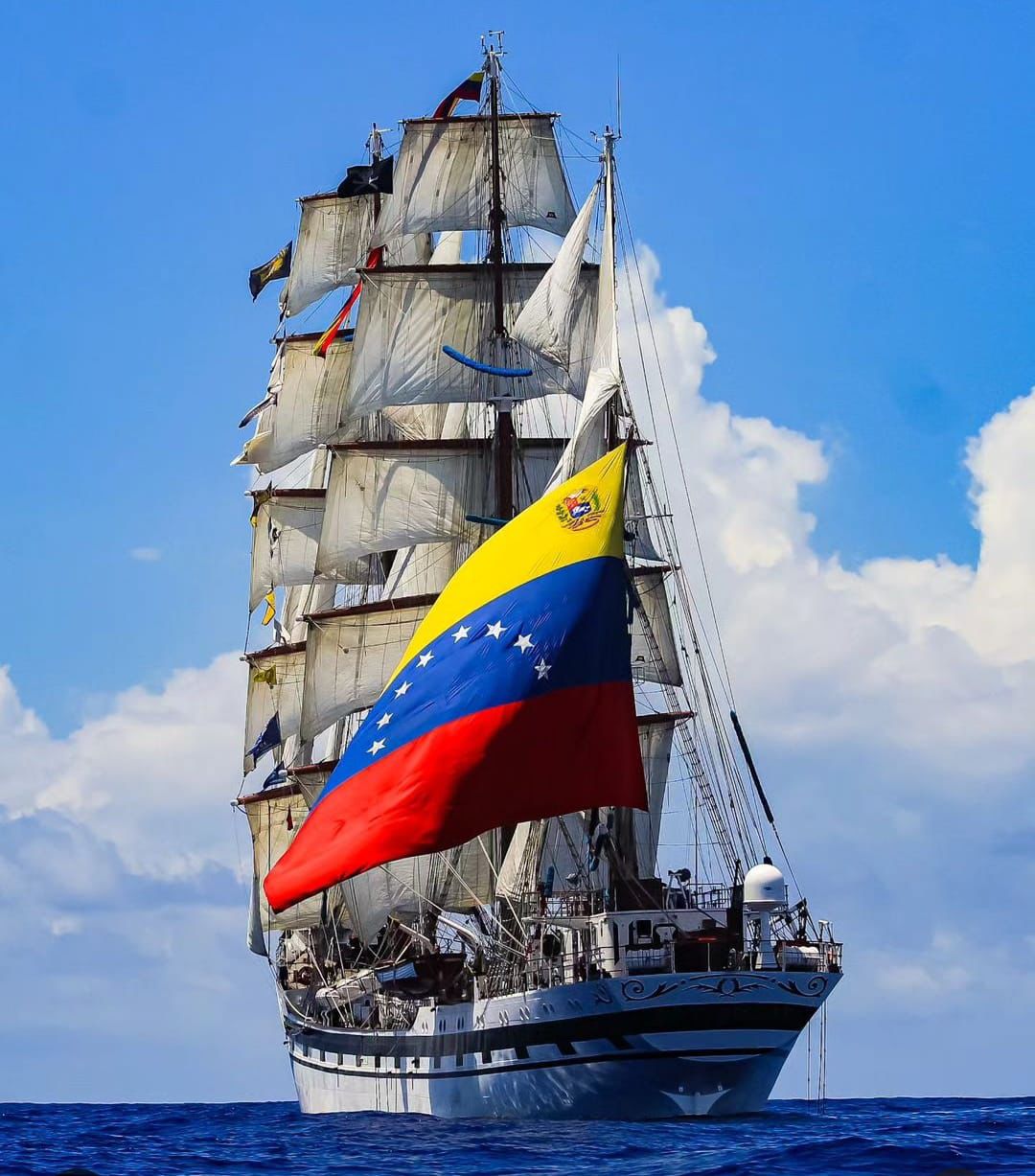 El Buque Escuela Velero “AB. Simón Bolívar”, arribará al Puerto de Tampico, Tamaulipas