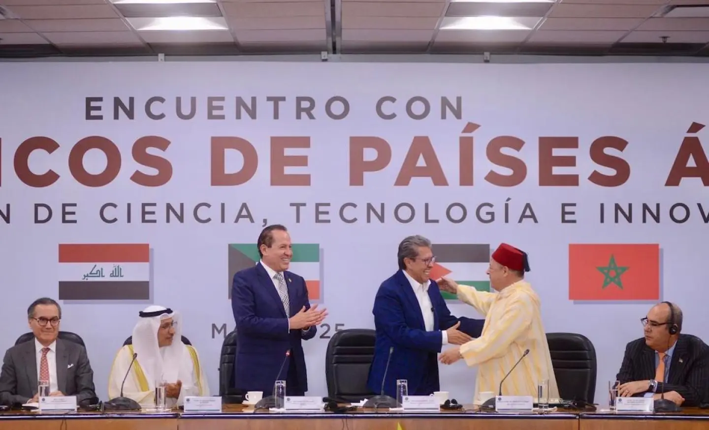 Comisión de Ciencia, Tecnología e Innovación se reúne con embajadores para dialogar sobre Inteligencia Artificial