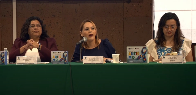 Comprensión e inclusión social. Foro aborda la condición del espectro autista.