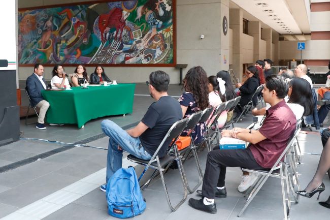 Con círculo de lectura, recuerdan en la Cámara de Diputados el 51 aniversario luctuoso de Rosario Castellanos